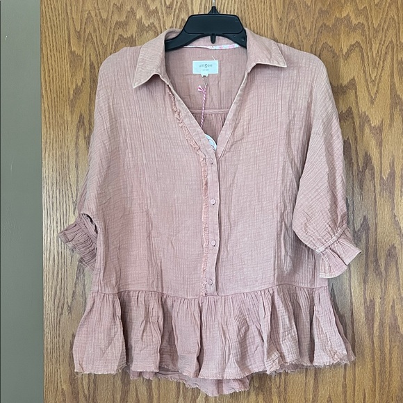 Umgee tan Ruffle Button-Front Blouse - Picture 1 of 3